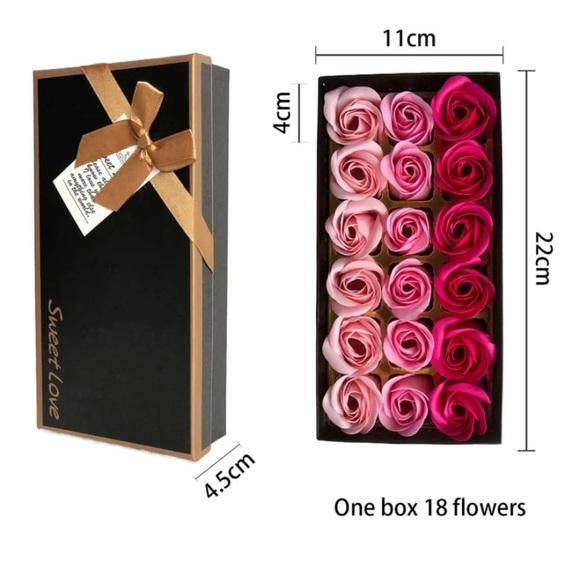 Floral Scented Bath Soap Rose Flower Petals - Picture 2 of 3